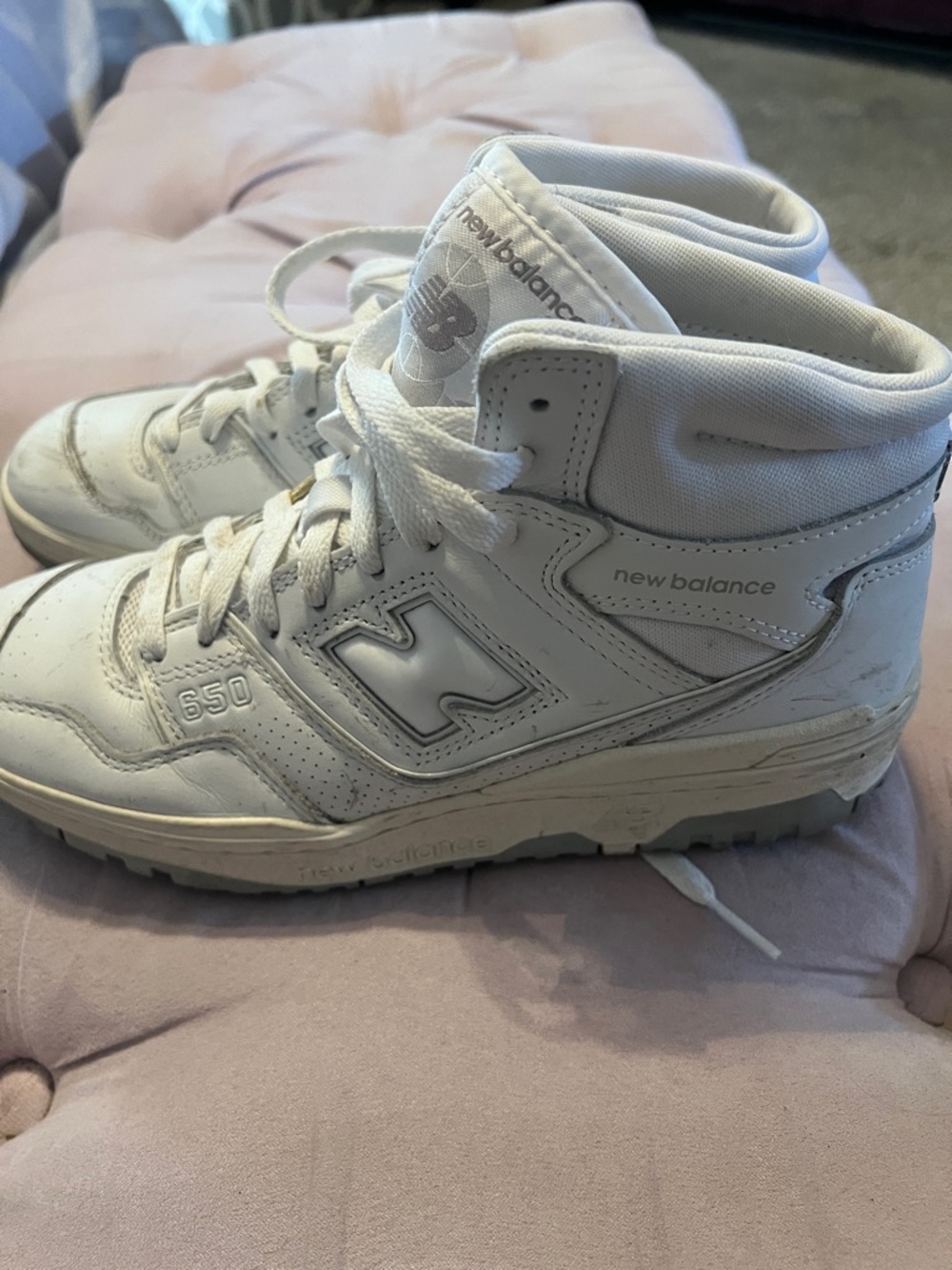 New Balance White High-Top Athletic Sneakers sz 6.5 M/8 Women